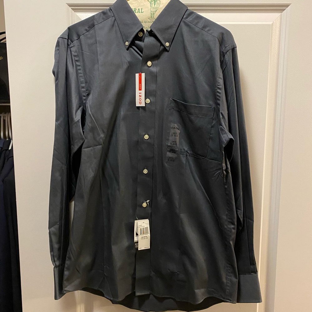 New with tags Men’s Izod dress shirt